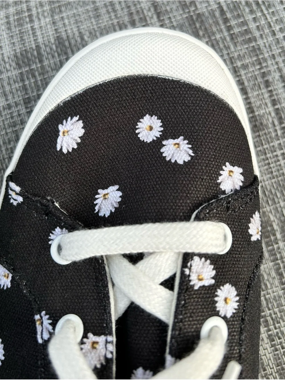 Keds new daisy